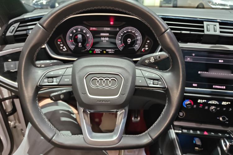 Used Audi Q3 2022 45 TFSI quattro Fashion Dynamic Model Steering Wheel
