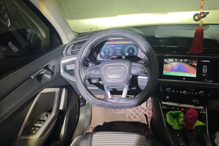 Used Audi Q3 2022 35 TFSI Fashion Dynamic Model Steering Wheel