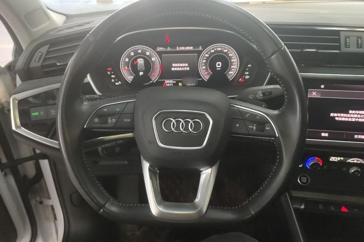 Used Audi Q3 2022 35 TFSI Fashion Dynamic Model Steering Wheel