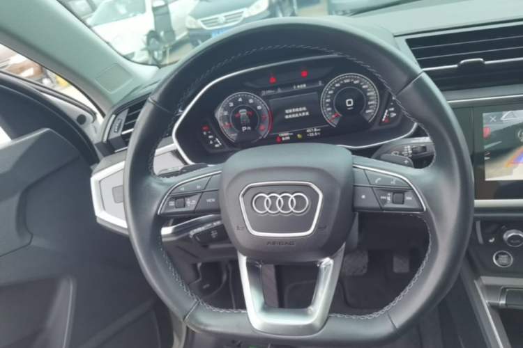 Used Audi Q3 2022 35 TFSI Fashion Dynamic Model Steering Wheel