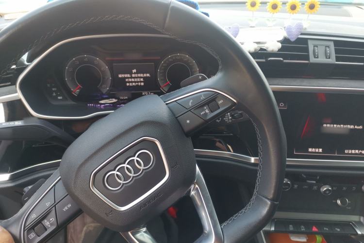 Used Audi Q3 2022 35 TFSI Fashion Dynamic Model Steering Wheel
