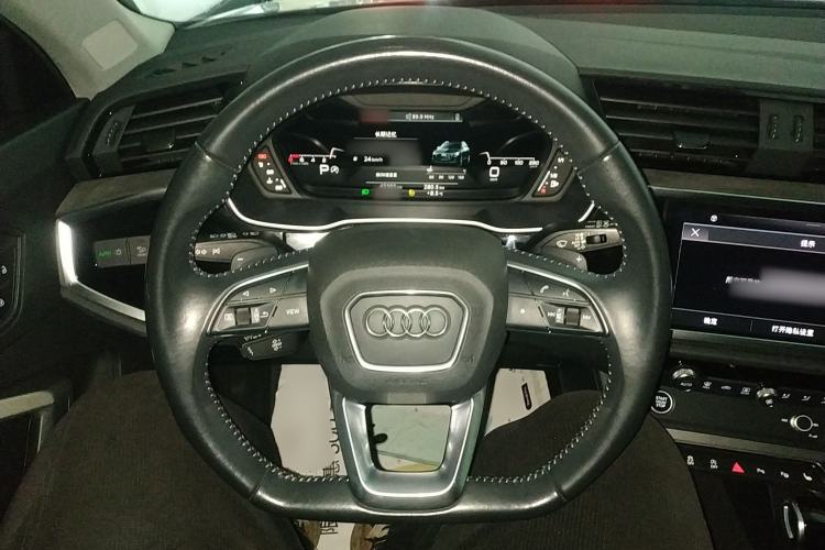 Used Audi Q3 2022 35 TFSI Fashion Dynamic Model Steering Wheel
