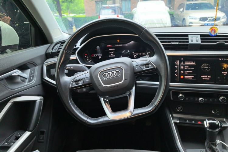 Used Audi Q3 2022 35 TFSI Fashion Dynamic Model Steering Wheel