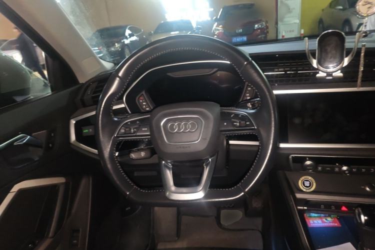 Used Audi Q3 2022 35 TFSI Fashion Dynamic Model Steering Wheel