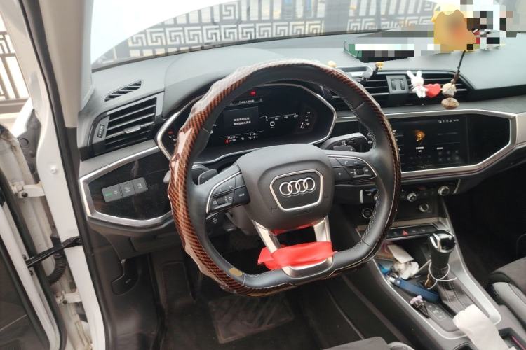 Used Audi Q3 2022 35 TFSI Fashion Dynamic Model Steering Wheel
