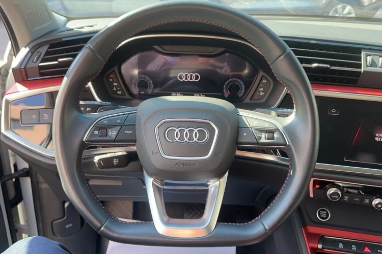 Used Audi Q3 2022 35 TFSI Fashion Dynamic Model Steering Wheel