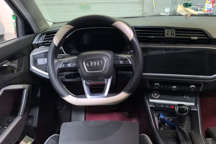 Used Audi Q3 2022 35 TFSI Fashion Dynamic Model Steering Wheel