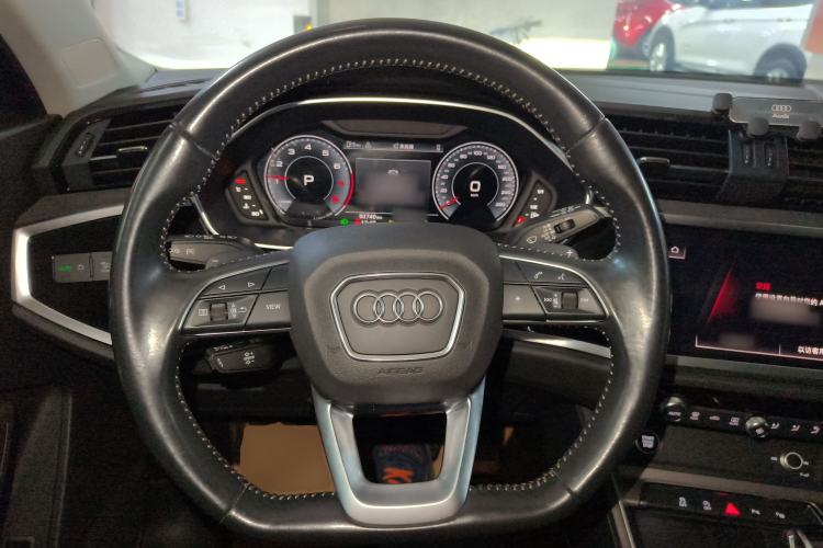 Used Audi Q3 2022 35 TFSI Fashion Dynamic Model Steering Wheel
