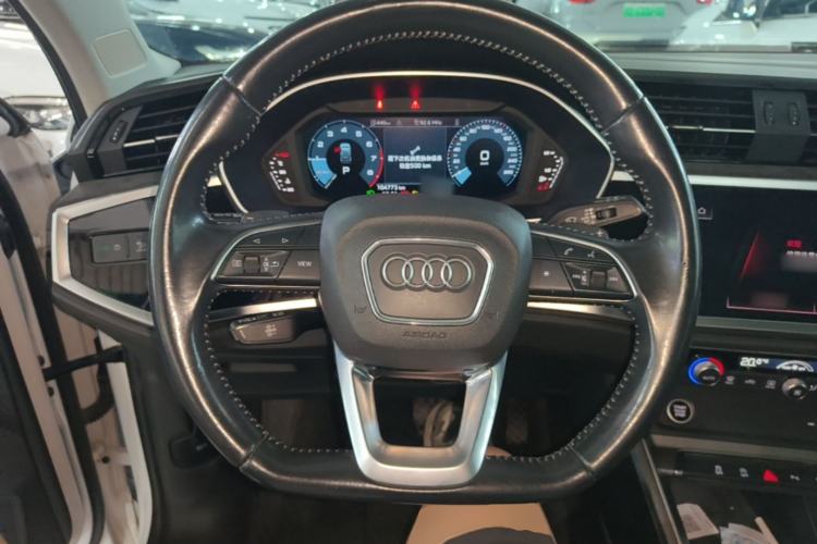 Used Audi Q3 2022 35 TFSI Fashion Dynamic Model Steering Wheel