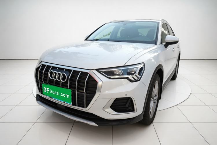 Ojetý Audi Q3 2022 35 TFSI Fashionable and Elegant Model Guazi used car, China used car export, Used car for sale, Used cars, Cheapest cars for sale