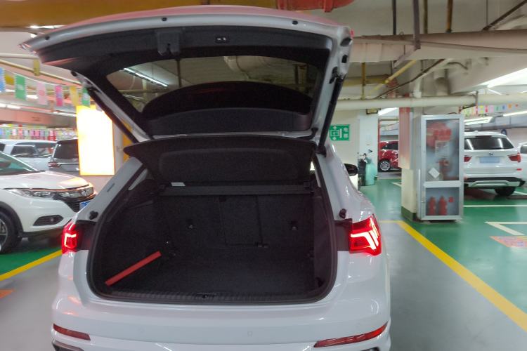 Used Audi Q3 2022 35 TFSI Fashion Dynamic Model Trunk