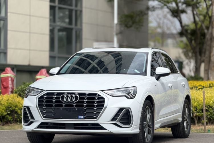 Used Audi Q3 2022 40 TFSI Fashion Dynamic Model Guazi used car, China used car export, Used car for sale, Used  cars, Cheapest cars for sale