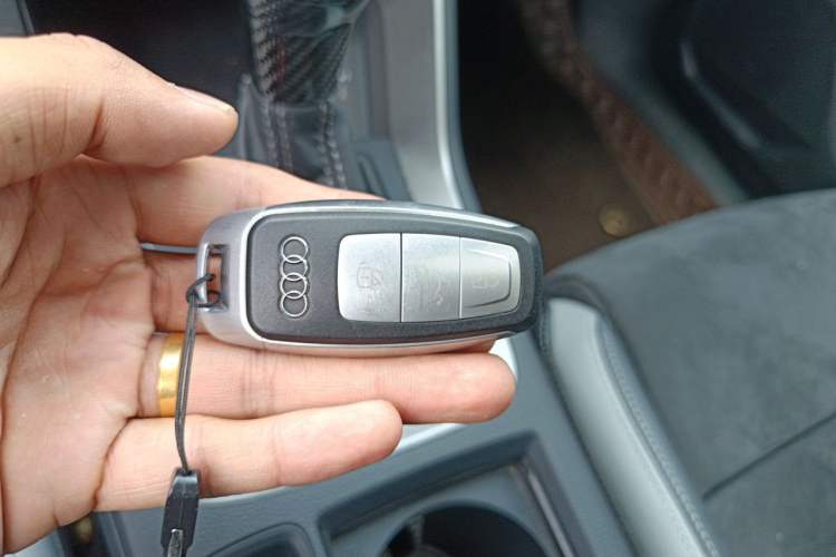 Used Audi Q3 2022 35 TFSI Fashion Dynamic Model Vehicle Key