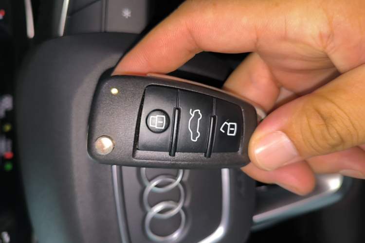 Used Audi Q3 2022 40 TFSI Fashion Dynamic Model Vehicle Key