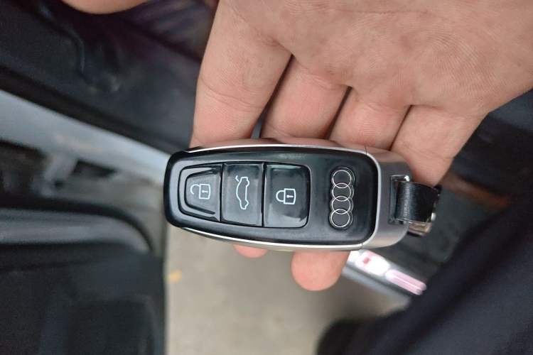 Used Audi Q3 2022 35 TFSI Fashion Dynamic Model Vehicle Key