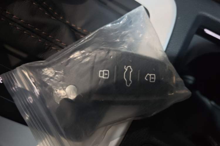 Used Audi Q3 2022 35 TFSI Fashionable and Elegant Model Vehicle Key