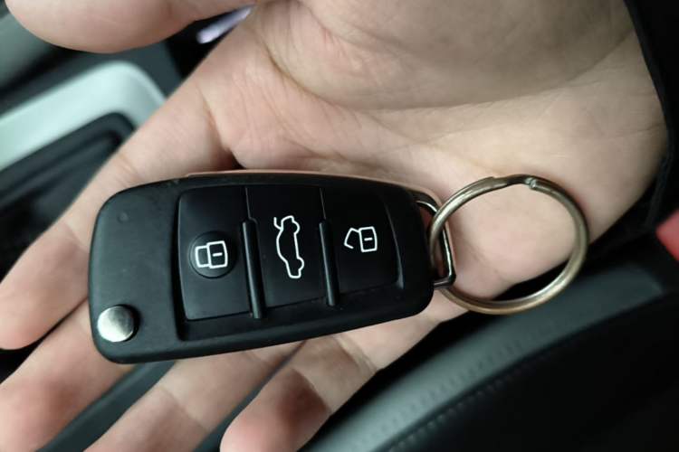 Used Audi Q3 2022 35 TFSI Progressive Dynamic Edition Vehicle Key