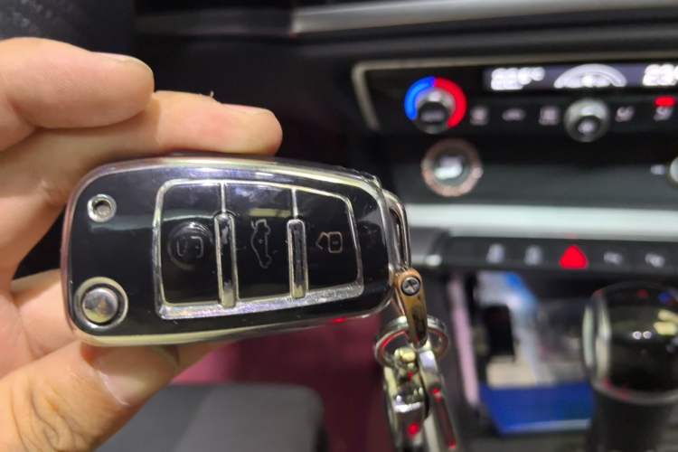 Used Audi Q3 2022 35 TFSI Fashion Dynamic Model Vehicle Key