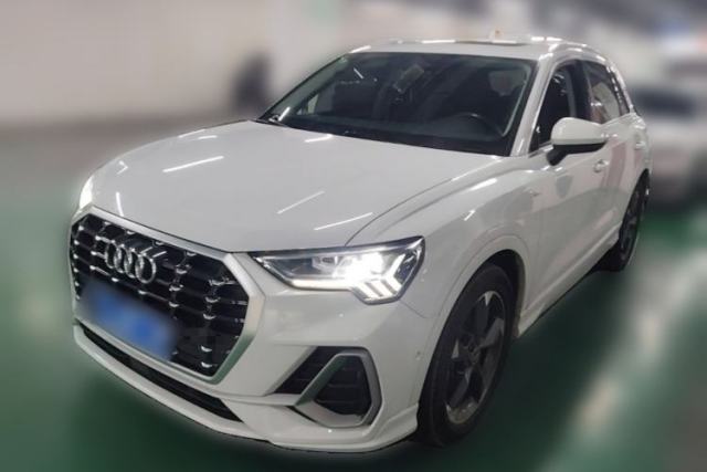 Used Audi Q3 2022 35 TFSI Fashion Dynamic Model