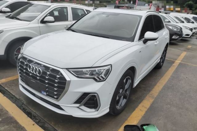 Used Audi Q3 2022 35 TFSI Fashion Dynamic Model