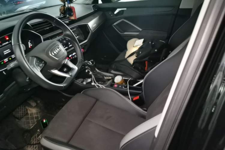 Used Audi Q3 2023 35 TFSI Fashion Dynamic Model (1.4T) Left Front Seat