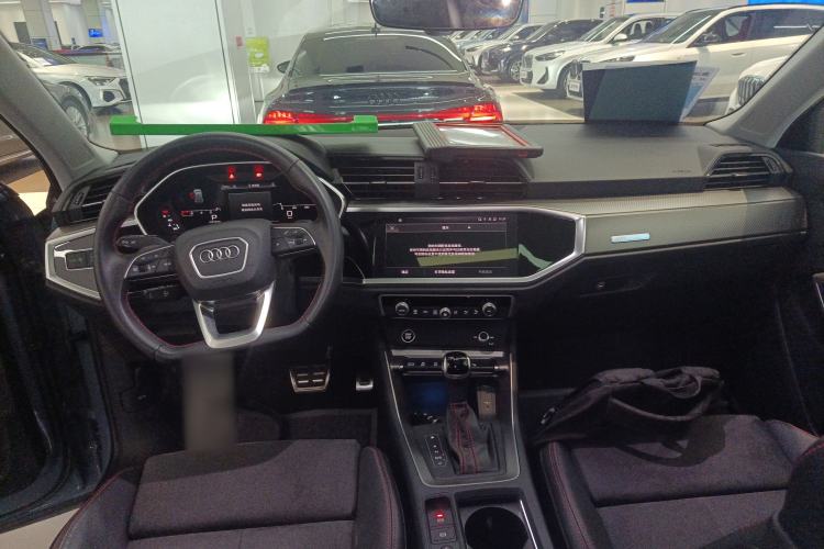 Used Audi Q3 2023 40 TFSI RS Edition Performance Model Center Console