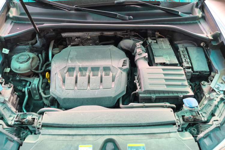 Used Audi Q3 2023 40 TFSI RS Edition Performance Model Engine Bay
