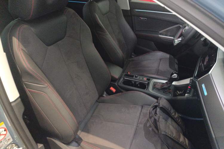 Used Audi Q3 2023 40 TFSI RS Edition Performance Model Right Front Seat