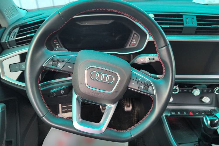 Used Audi Q3 2023 40 TFSI RS Edition Performance Model Steering Wheel