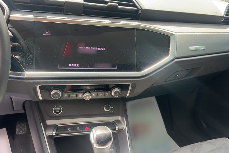 Used Audi Q3 2023 35 TFSI Fashion Dynamic Model (1.4T) Audio And AC Panel
