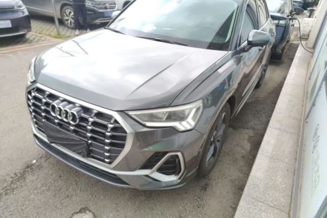 Used Audi Q3 2023 35 TFSI Fashion Dynamic Model (1.4T)