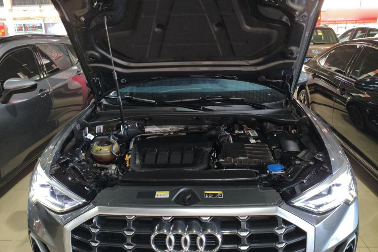 Used Audi Q3 2023 40 TFSI Fashion Dynamic Model Engine Bay