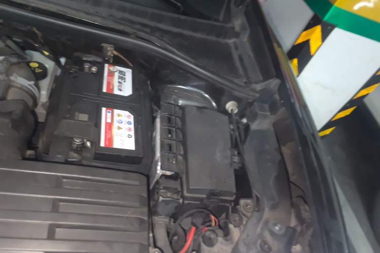 Used Audi Q3 2023 40 TFSI Fashion Dynamic Model Engine Bay Left