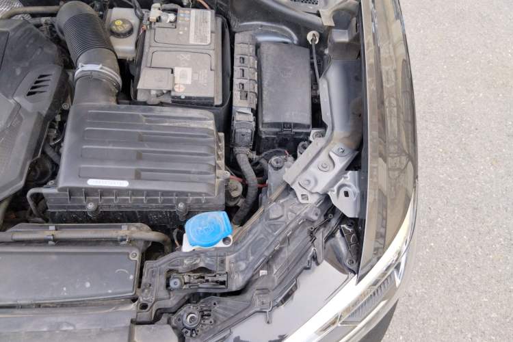Used Audi Q3 2023 Updated 45 TFSI quattro Stylish and Dynamic Edition Engine Bay Left