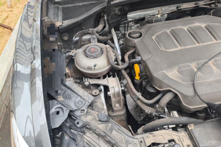 Used Audi Q3 2023 Updated 40 TFSI Fashionable and Dynamic Version Engine Bay Right