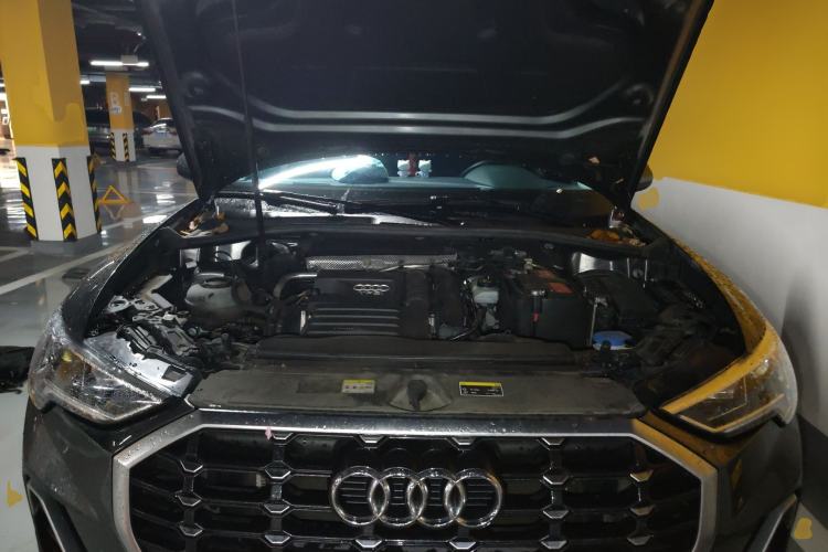 Used Audi Q3 2023 35 TFSI Fashion Dynamic Model (1.4T) Engine Bay