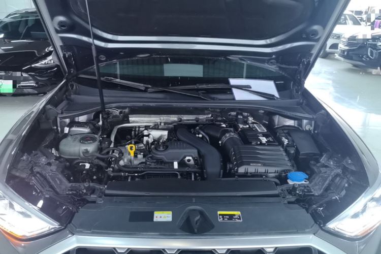 Used Audi Q3 2023 35 TFSI Fashion Dynamic Model (1.5T) Engine Bay