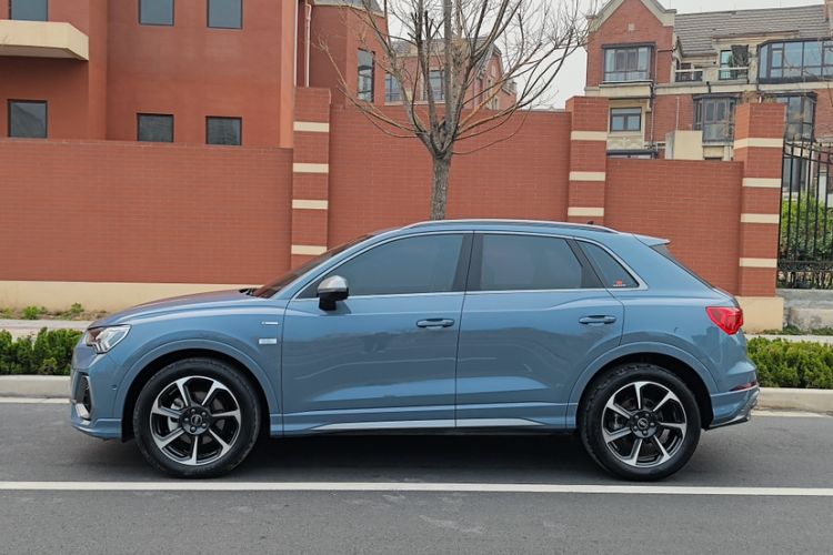 Used Audi Q3 2023 40 TFSI RS Edition Performance Model Exterior 3