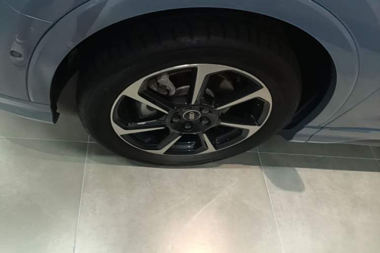 Used Audi Q3 2023 40 TFSI RS Edition Performance Model Exterior 4