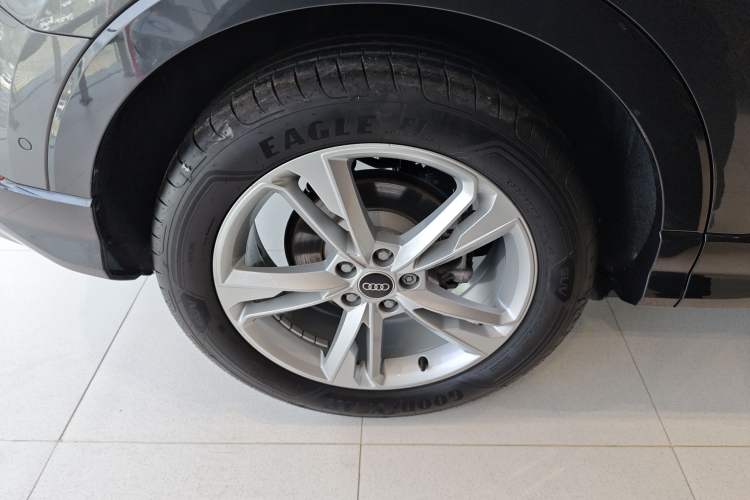 Used Audi Q3 2023 35 TFSI Fashion Elegant Version (1.5T) Exterior 5