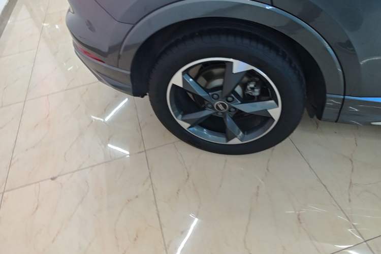 Used Audi Q3 2023 35 TFSI Progressive Dynamic Edition (1.4T) Exterior 5
