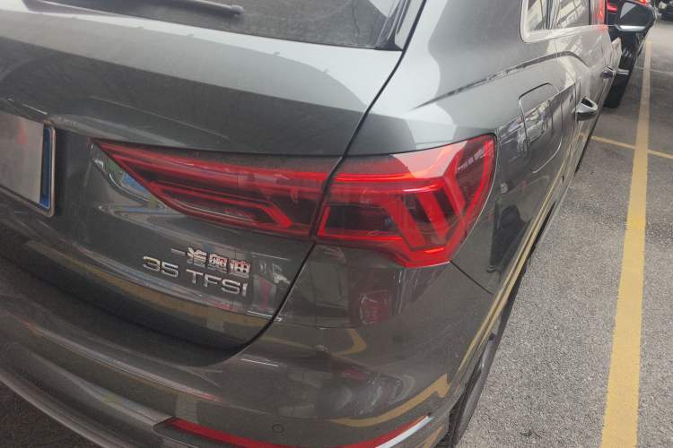 Used Audi Q3 2023 35 TFSI Fashion Dynamic Model (1.4T) Exterior 6