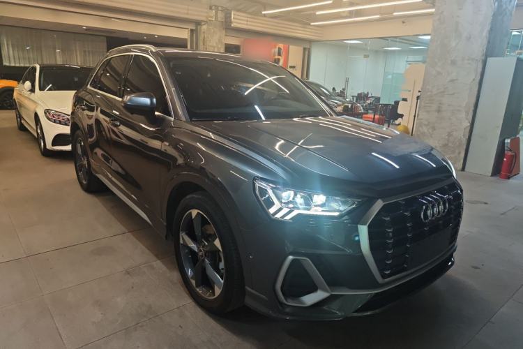 Used Audi Q3 2023 35 TFSI Fashion Dynamic Model (1.5T) Front Right 45 Deg