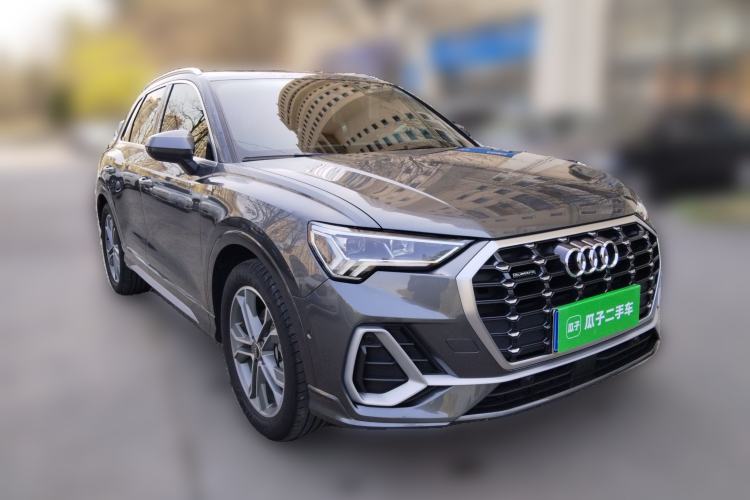 Used Audi Q3 2023 Updated 45 TFSI quattro Stylish and Dynamic Edition Front Right 45 Deg