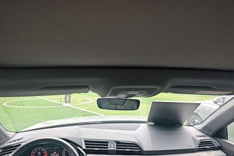 Used Audi Q3 2023 35 TFSI Fashion Dynamic Model (1.5T) Headliner