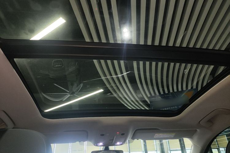 Used Audi Q3 2023 35 TFSI Fashion Dynamic Model (1.5T) Headliner