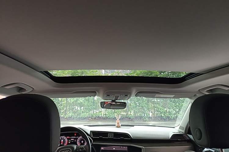 Used Audi Q3 2023 35 TFSI Fashion Dynamic Model (1.4T) Headliner