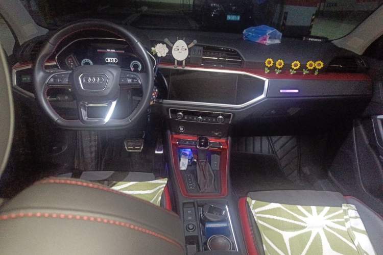 Used Audi Q3 2023 35 TFSI Fashion Dynamic Model (1.4T) Interior 2