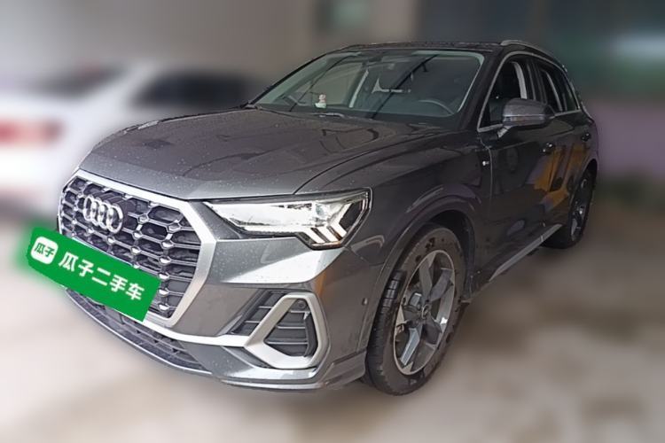 Used Audi Q3 2023 35 TFSI Fashion Dynamic Model (1.4T) Guazi used car, China used car export, Used car for sale, Used Audi cars, Cheapest cars for sale