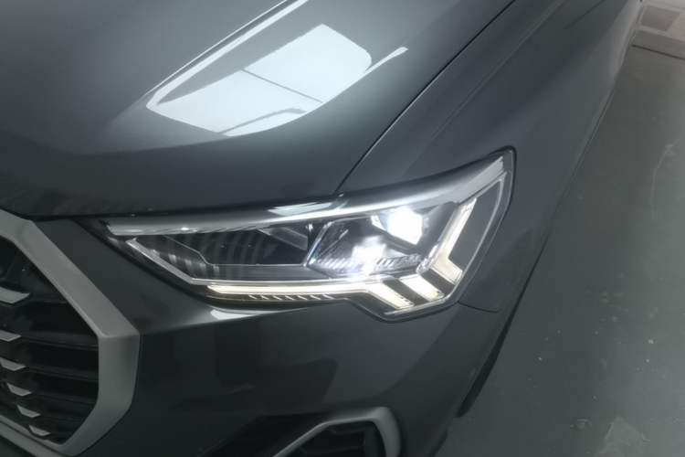 Used Audi Q3 2023 35 TFSI Fashion Dynamic Model (1.4T) Left Front Headlight